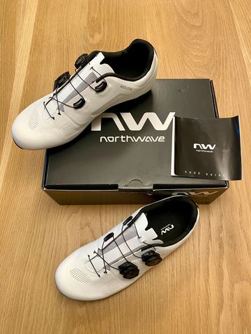 Brugt Northwave Revolution Wide tg. 43, 5 Cycling Shoes