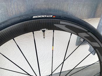 Used Mavic Cosmic Pro Carbon SL UST Disc (Shimano) 2020 bike — image 7 of 15