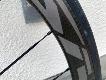 Used Mavic Cosmic Pro Carbon SL UST Disc (Shimano) 2020 bike — image 5 of 15