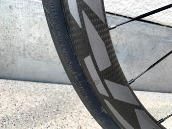 Used Mavic Cosmic Pro Carbon SL UST Disc (Shimano) 2020 bike — image 8 of 15