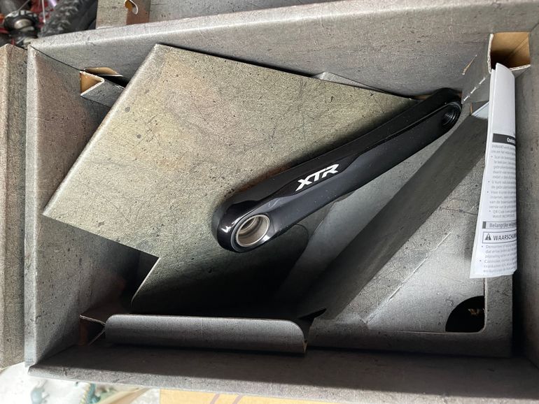 Used Shimano XTR Crankset FC-M9120-1 bike — image 4 of 8