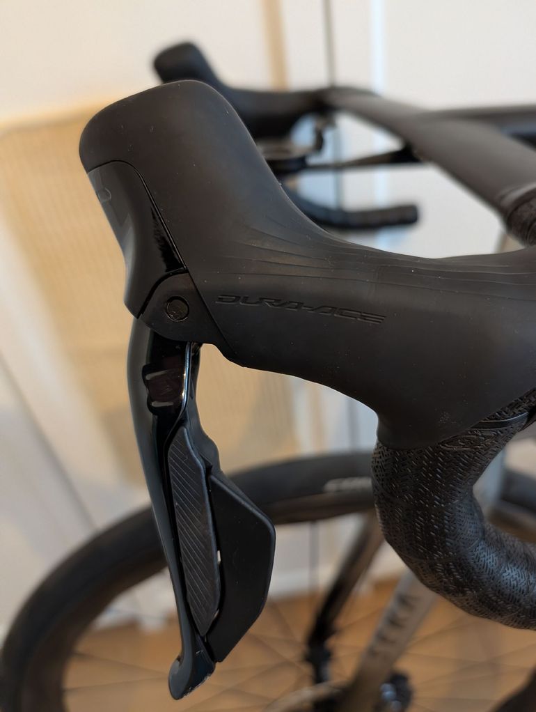 Used Shimano Dura-Ace R9270 12-Speed Di2 Groupset 2025 bike — image 7 of 16