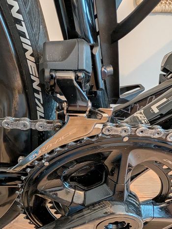 Used Shimano Dura-Ace R9270 12-Speed Di2 Groupset 2025 bike — image 3 of 16