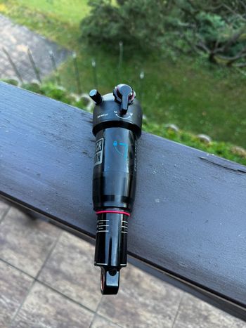 Used RockShox Deluxe Select Rear Shock 2025 bike