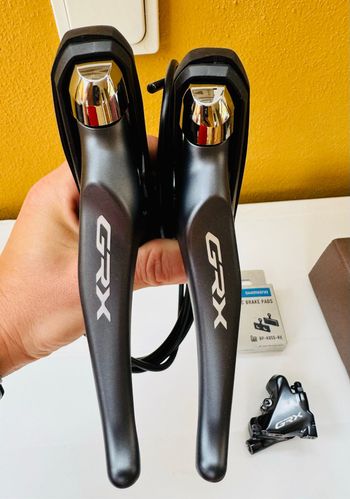 Used Shimano GRX810 2025 bike — image 2 of 5