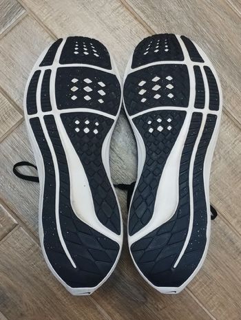 Used Nike Air Zoom Pegasus 40 bike — image 3 of 14