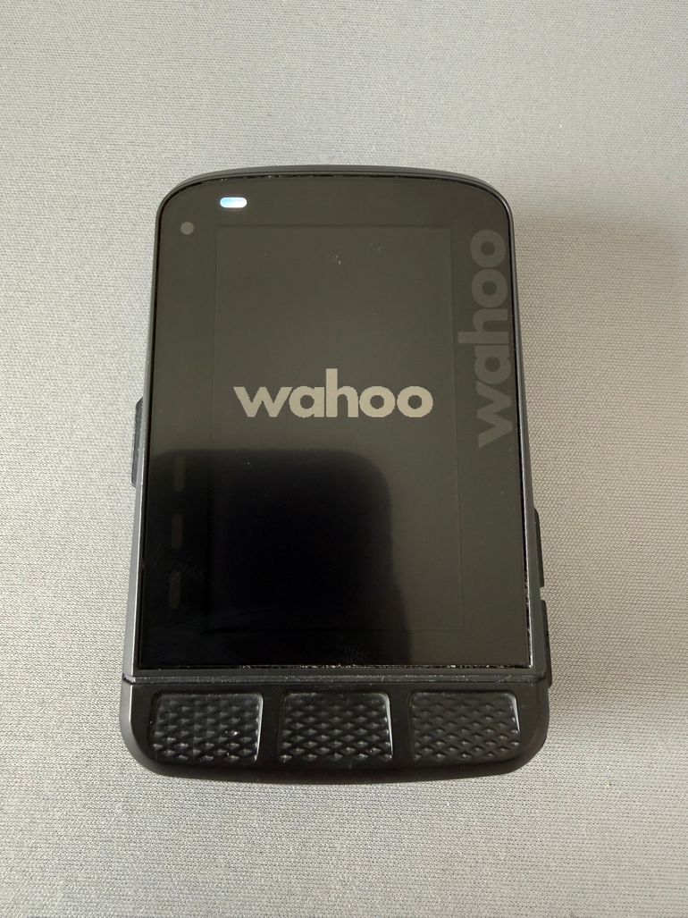 Used Wahoo ELEMNT ROAM v1 GPS Bike Computer 2023 bike — image 1 of 7