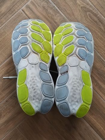 Used New Balance More v4 Fresh Foam X bike — image 3 of 12