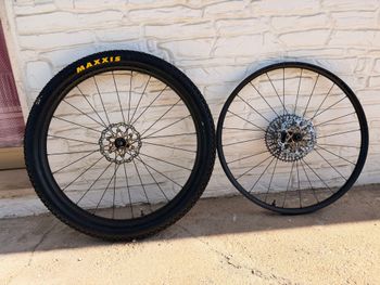 Used Bontrager Kovee RSL Wheels bike