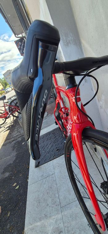Used Shimano Dura-Ace Di2 9150 Groupset 2021 bike — image 3 of 9