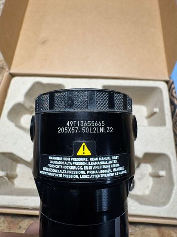 Used RockShox Super Deluxe Ultimate bike — image 3 of 5