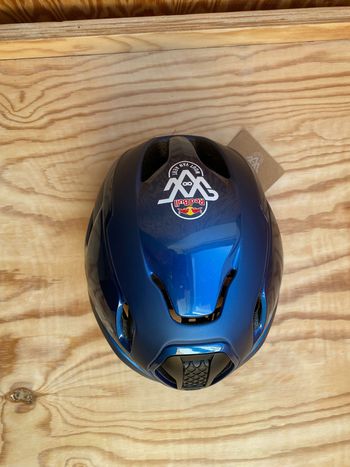 Used Lazer Vento KinetiCore Helmet bike — image 7 of 11