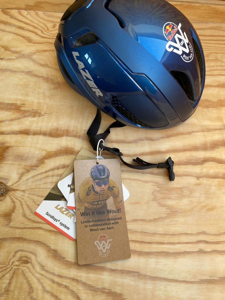 Used Lazer Vento KinetiCore Helmet bike — image 2 of 11