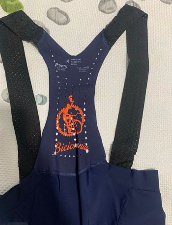 Used Tactic Conjunto Ciclismo Biciomania Maillot y Culotte talla M 2022 bike — image 4 of 4