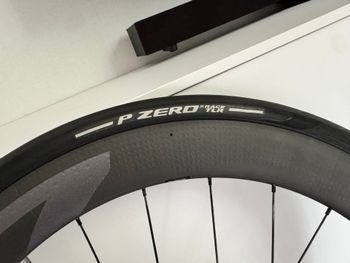 Used Zipp 404 Firecrest Carbon Disc Tubeless 2025 bike — image 7 of 7