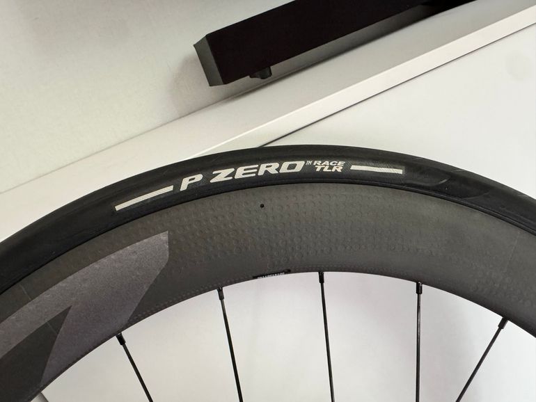 Used Zipp 404 Firecrest Carbon Disc Tubeless 2025 bike — image 7 of 7