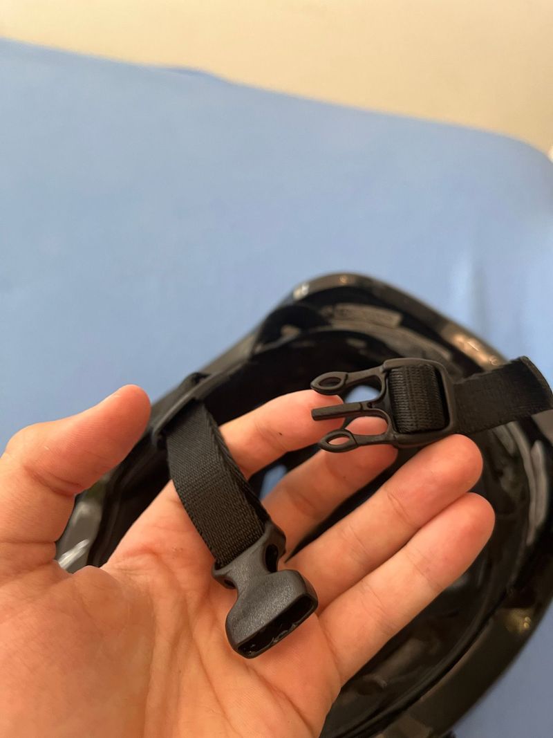 Used Giro Radix MIPS Helmet 2026 bike — image 8 of 9