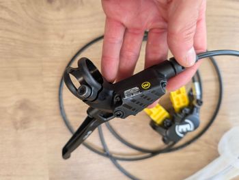 Used Magura CMe5 4 pistones bike — image 4 of 6