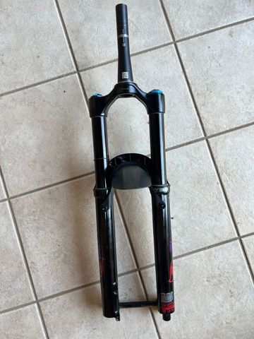 Brugt Fox 29 38 grip2 170mm bike — billede 2 af 7