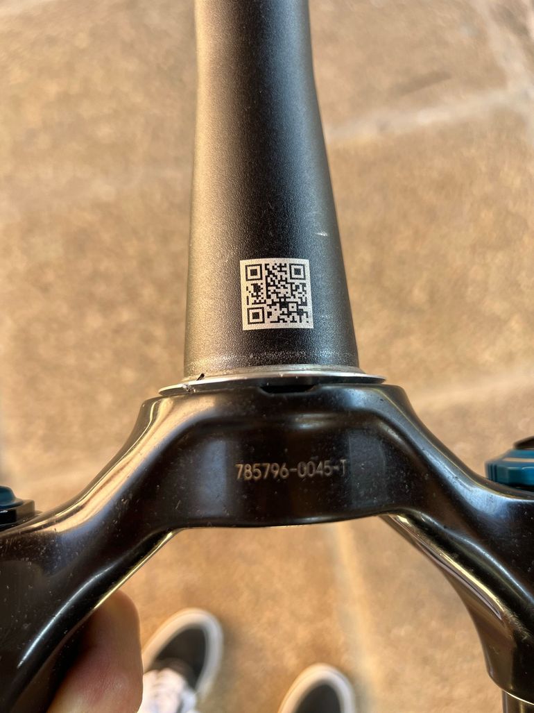 Used Fox 29 38 grip2 170mm bike — image 6 of 7