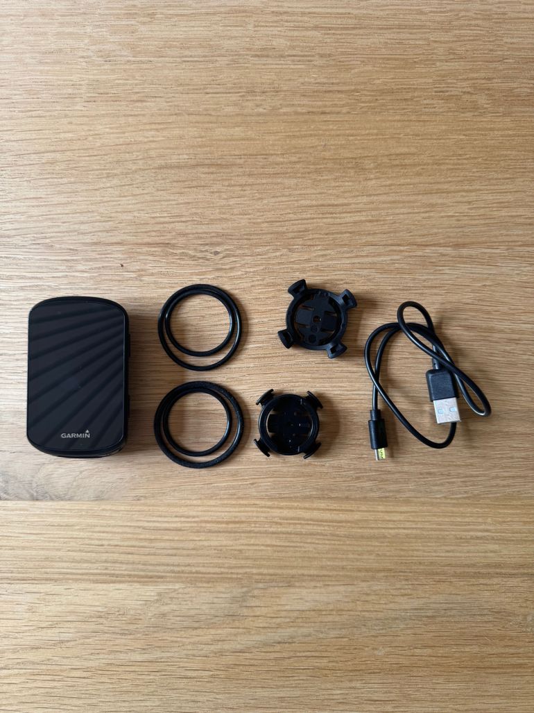Used Garmin Edge 530 GPS Cycling Computer bike — image 1 of 6