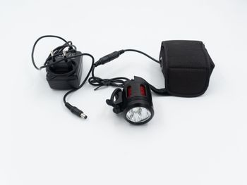 Used Longus Flash 1600 4F Front Light + Li-Ion Battery bike — image 2 of 2
