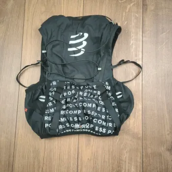 Used compressport Hydratation Trail bike — image 12 of 12