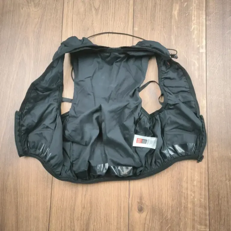 Used compressport Hydratation Trail bike — image 4 of 12