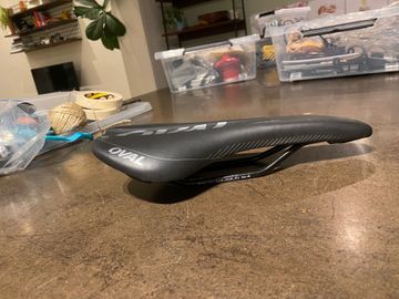 Oval Concepts 238 Saddle bike usato — immagine 1 di 4