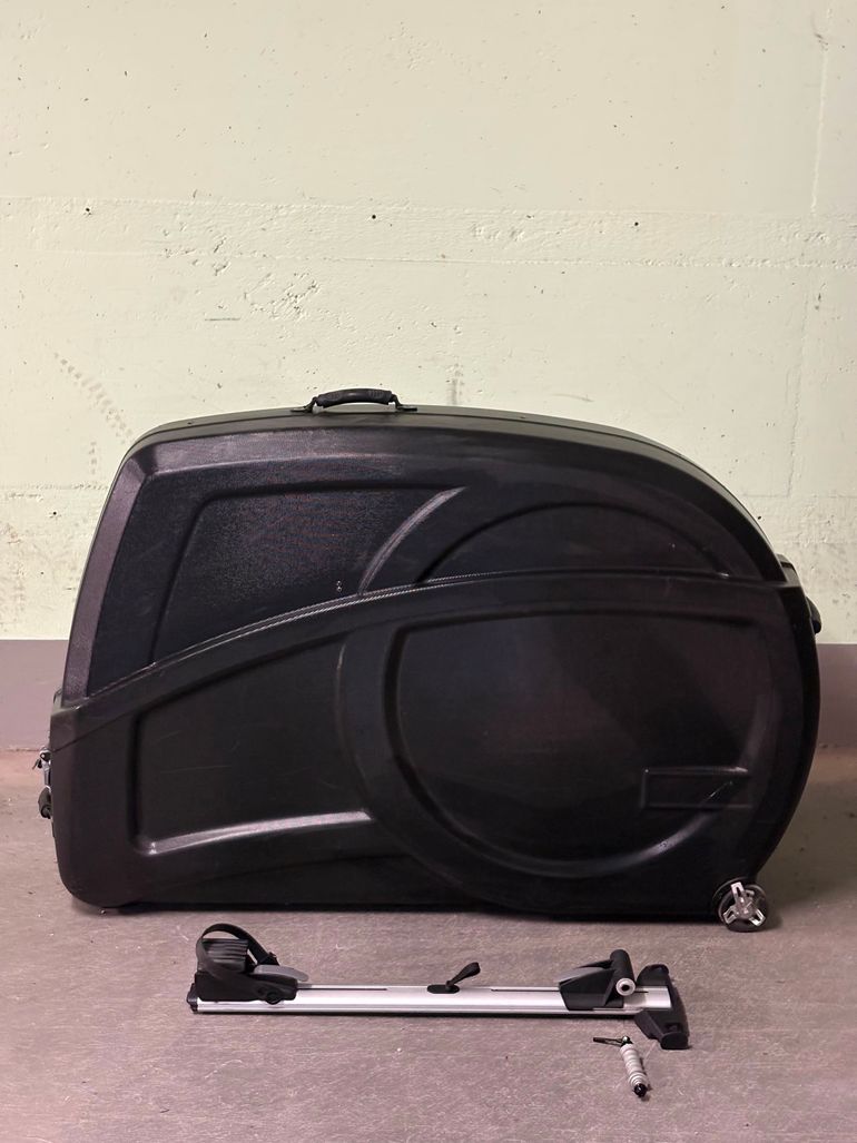 Used Thule Roundtrip Transition bike — image 2 of 3