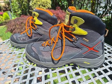 McKinley Aquamax 2024 Hiking d'occasion