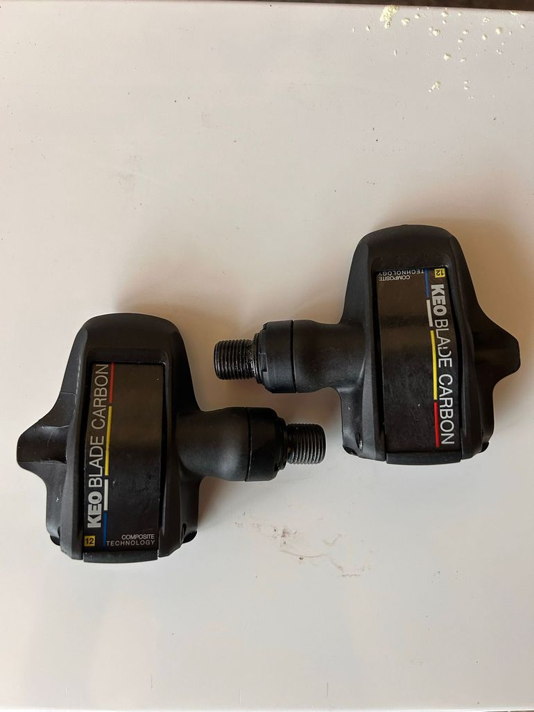 Used Look Keo Blade Carbon Pedals bike — image 2 of 16