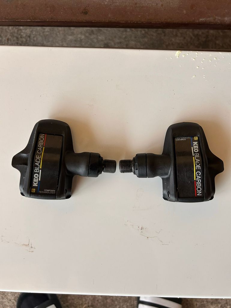 Used Look Keo Blade Carbon Pedals bike — image 1 of 16