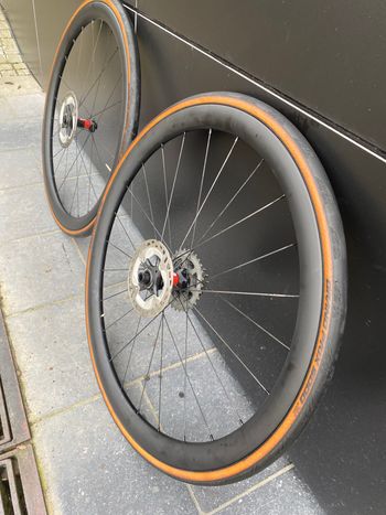 Used Dt Swiss 240 exp Wheelset Handbuild 2026 bike — image 4 of 4
