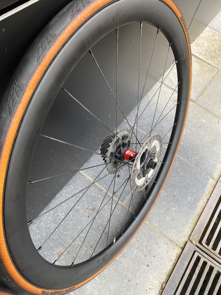 Used Dt Swiss 240 exp Wheelset Handbuild 2026 bike — image 3 of 4