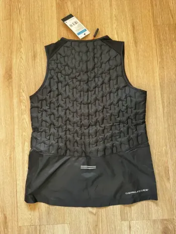 Used Nike Therma-FIT ADV sans manche bike — image 2 of 4