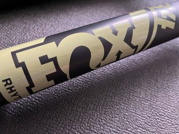 Used Fox 34 Rhytm Grip 150mm 2023 bike — image 7 of 9