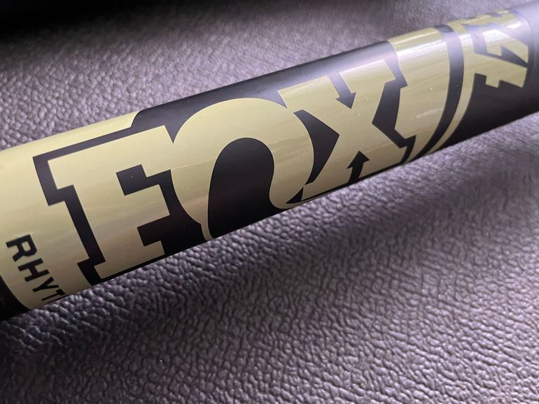 Used Fox 34 Rhytm Grip 150mm 2023 bike — image 7 of 9