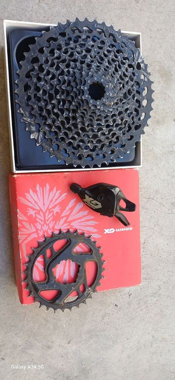 Used Sram GX Eagle 12-speed Drivetrain Components 2023 bike — image 4 of 11