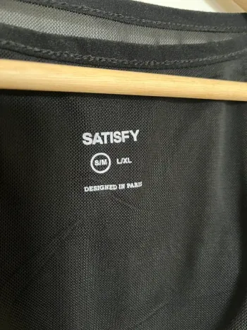 Used satisfy running vest bike — image 3 of 4