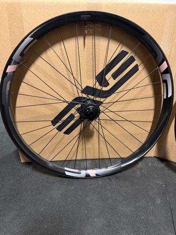 Used Enve M735 Wheelset 2022 bike — image 2 of 9