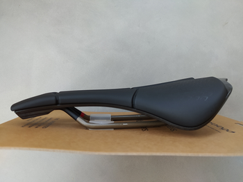 Used Prologo Scratch M5 PAS Saddle 2025 bike — image 2 of 2