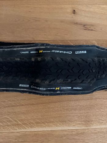 Used Pirelli Cinturato Gravel M bike