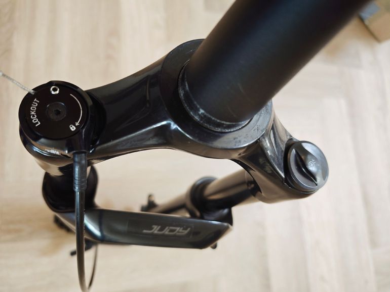 Used RockShox Judy Silver TK 100 mm travel 2022 bike — image 3 of 6