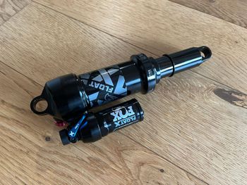 Used Fox Performance Float X 2-position damper 230x62.5mm 2023 bike — image 6 of 9