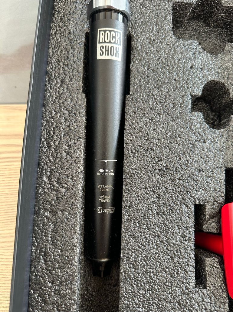 Used RockShox Reverb AXS Dropper Post bike — image 2 of 6
