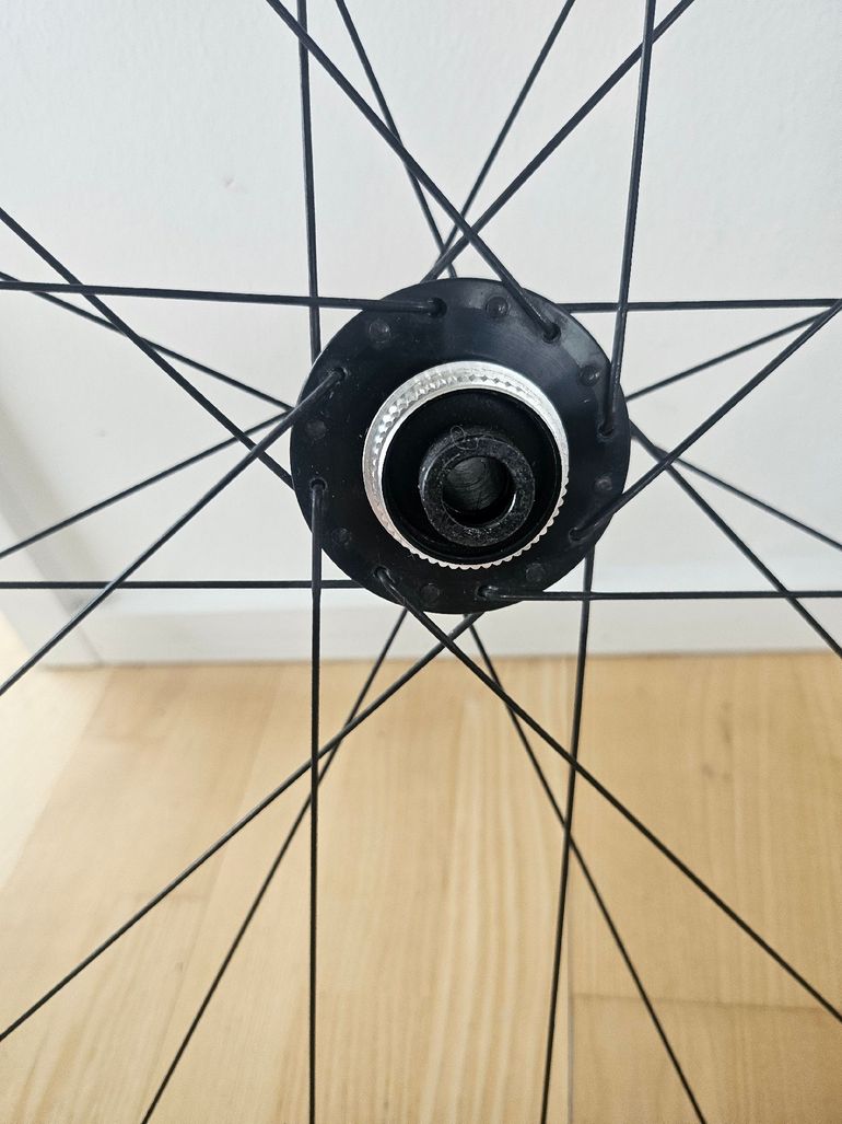 Used Giant SLR2 36 Front Wheel 2022 bike — image 3 of 3