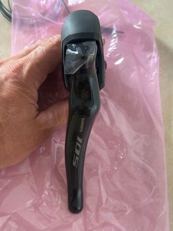 Used Shimano 105 ST-R7000 Dual Control Lever bike — image 4 of 5