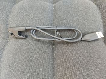 Used Garmin USB- Charging Clip for Forerunner 30/35/230/235/630/645/735X bike — image 3 of 5