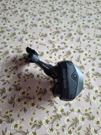 Used Sram AXS Shifter 2026 bike — image 3 of 4